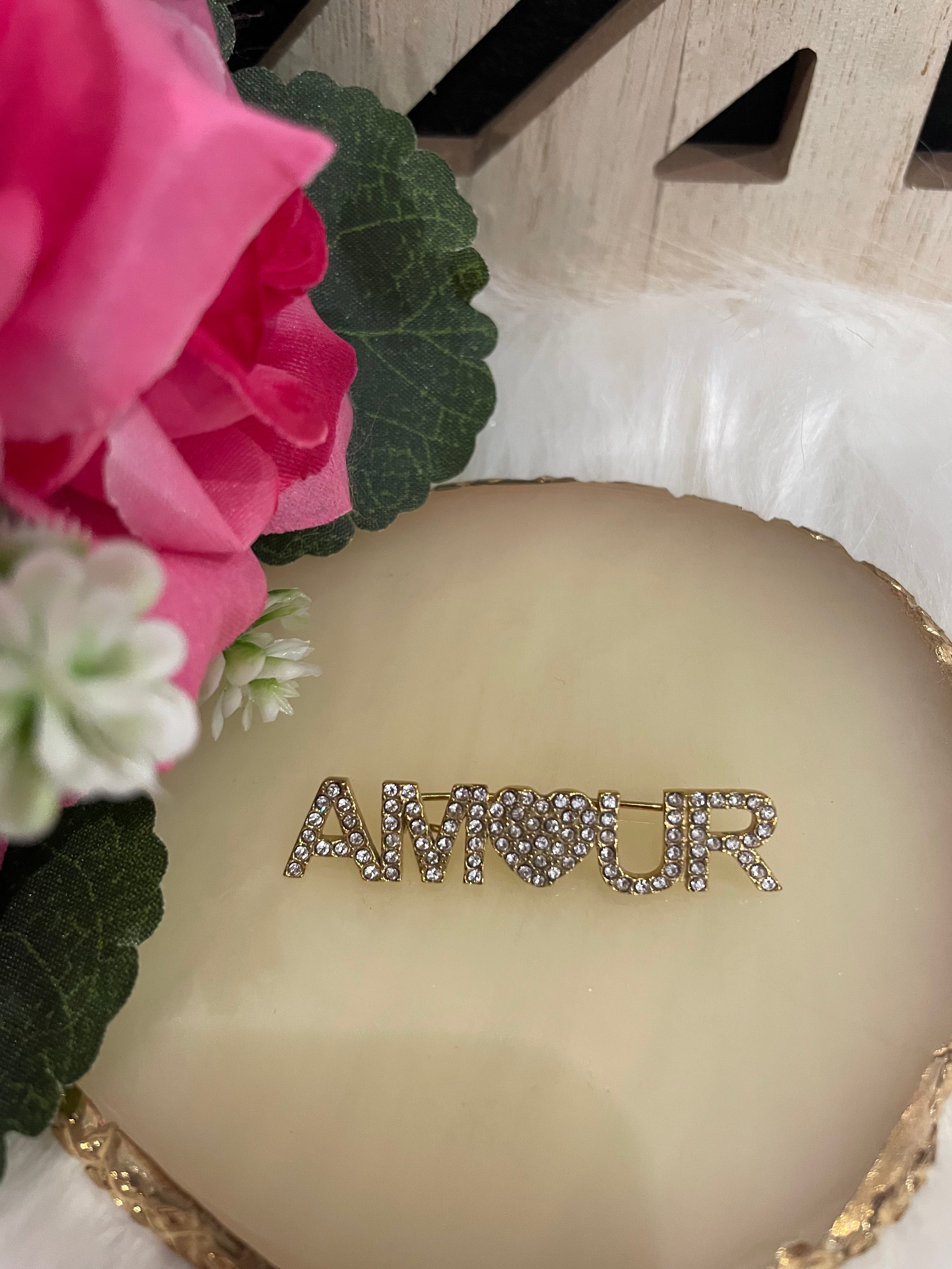 Broche AMOUR