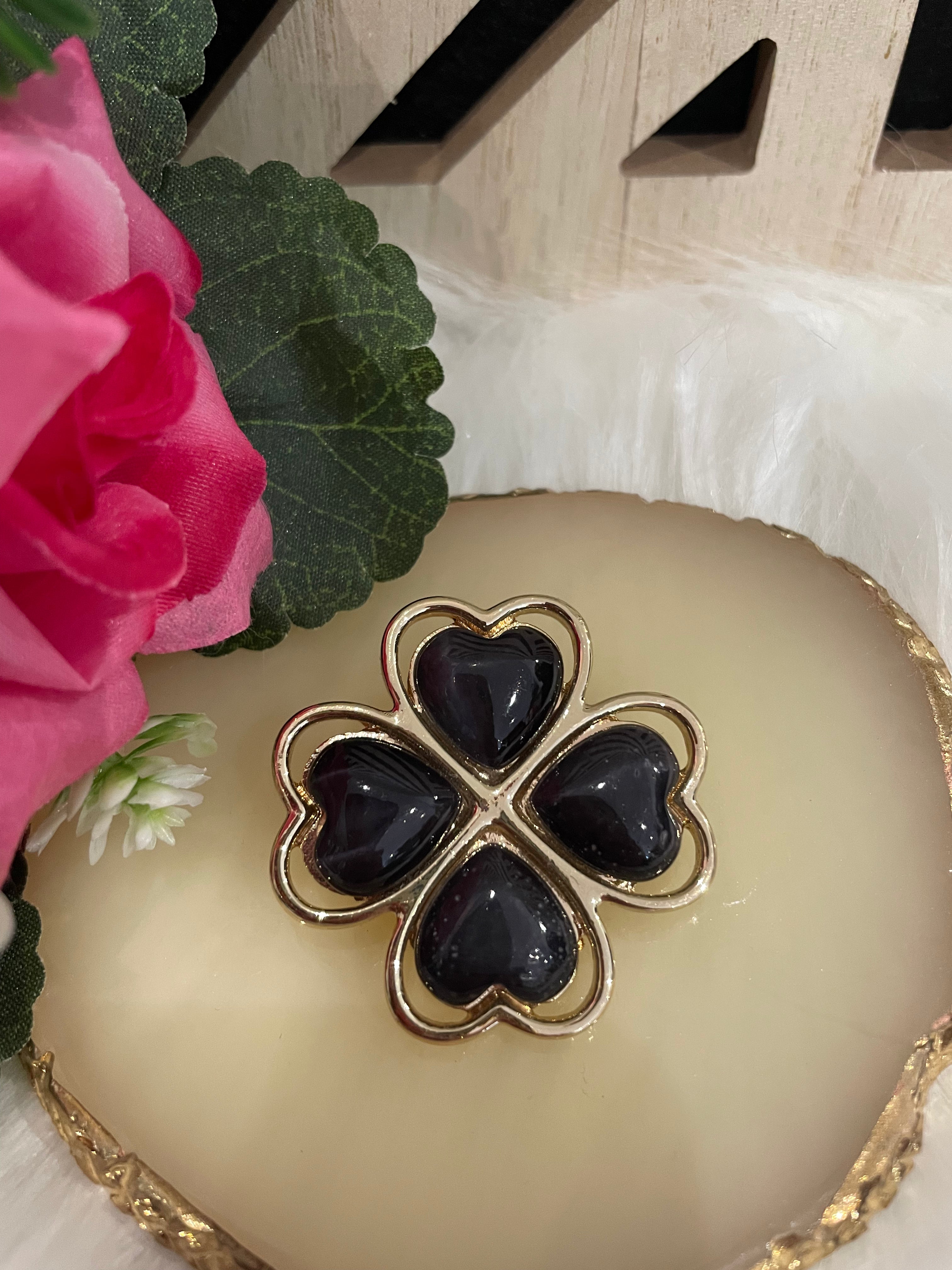 Broche trèfle